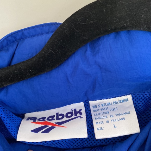 Mens Reebok retro wind breaker - Picture 2 of 3